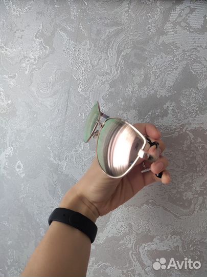 Солнцезащитные очки женские