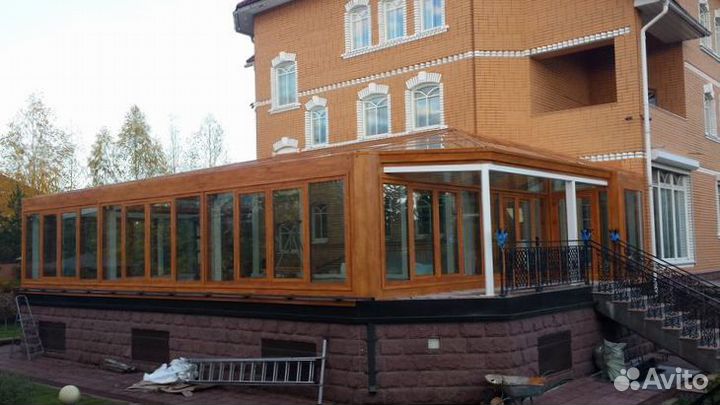 Безрамное остекление веранд беседок и террас