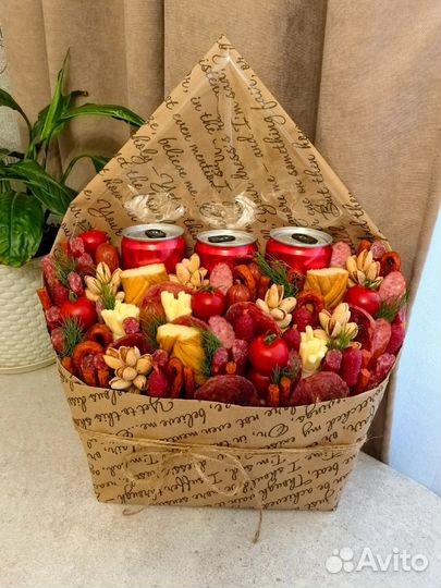 Мужские букеты съедобные. Подарок на 23 февраля