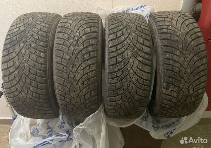 R17 Triangle IcelynX TI501 225/50, PCD 5x114.3 DIA 67.1