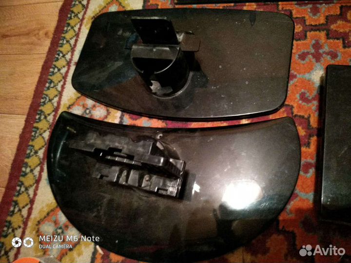 Подставка для телевизора