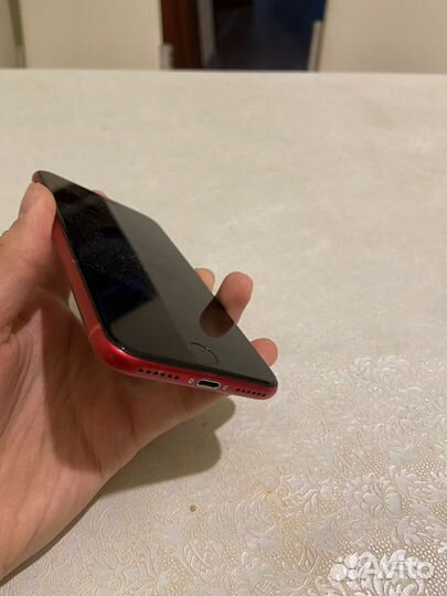 iPhone 8, 64 ГБ