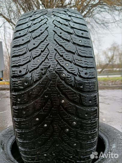 Nokian Tyres Hakkapeliitta 9 215/55 R17 98T