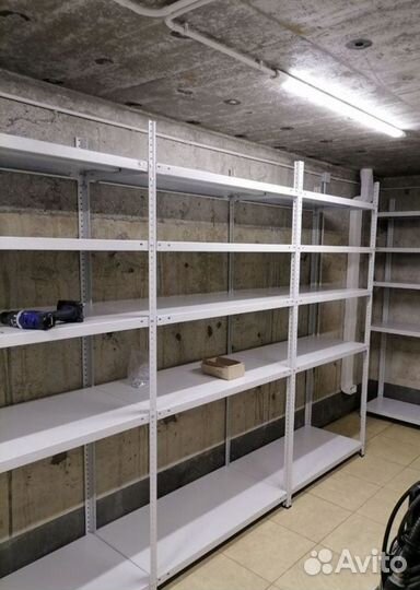 Металлический стеллаж готовый