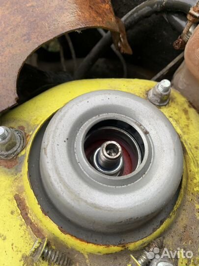 Передние стойки Ваз 2110 2111 2112