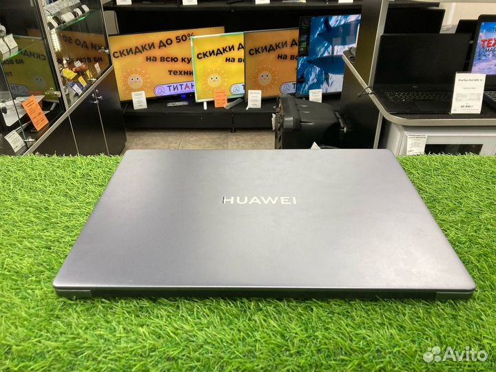 Ноутбук huawei D 16