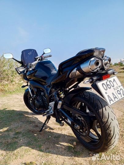 Yamaha FZ6-S