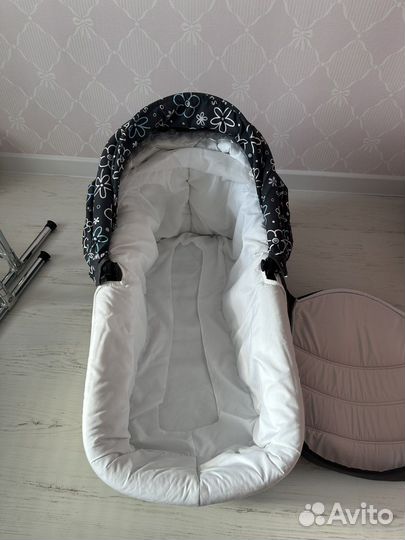 Коляска 2 в 1 futuro