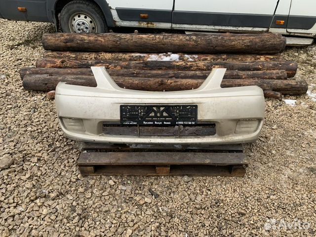 Бампер передний Mazda MPV