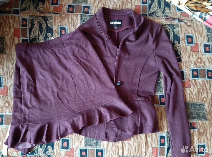 Костюм пиджак с юбкой