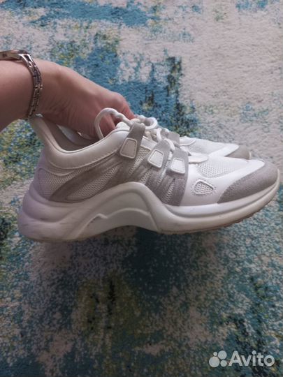 Кроссовки р.39