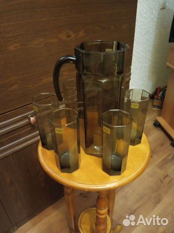 Кувшин и 6 стаканов