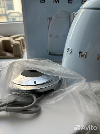 Smeg чайник 1.7 литра