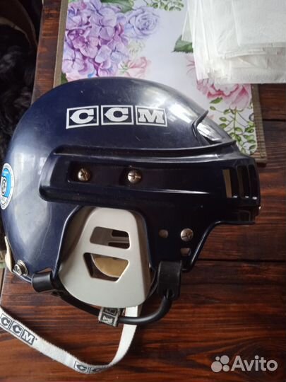 Шлем хоккейный для взрослого 56-58 р