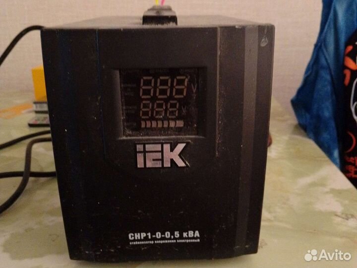 Стабилизатор напряжения 0.5квт