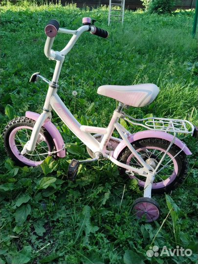 Детский велосипед четырехколесный 12