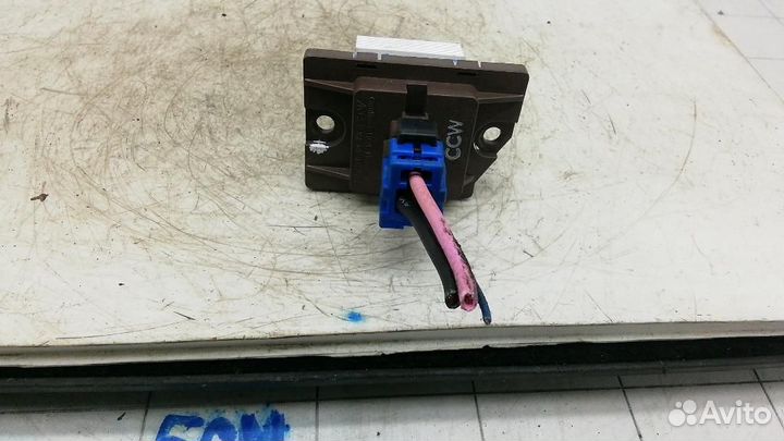 Резистор отопителя Volvo V60