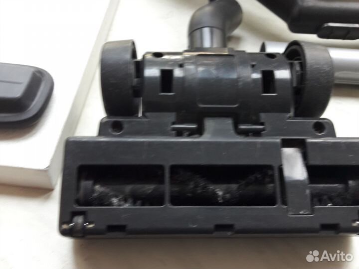 Щетки, трубки, шланги