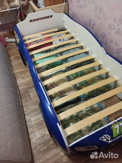 Детская кровать машина с матрасом