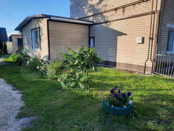 Таунхаус 100 м² на участке 11 сот.