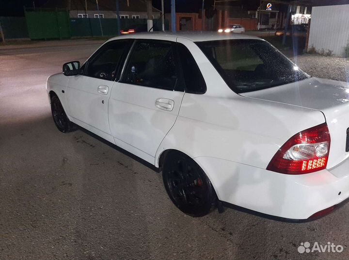 Крыло приора2