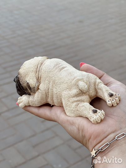 Статуэтка мопс