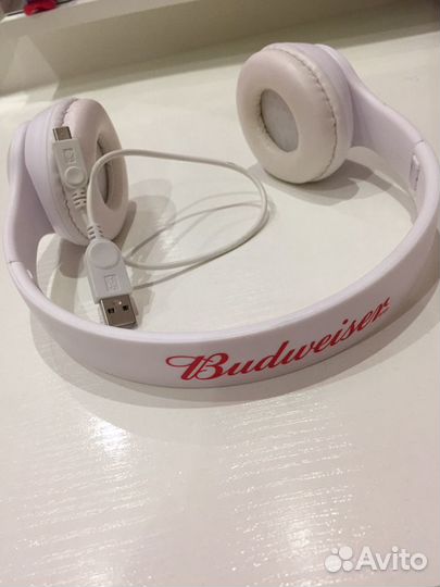 Беспроводные наушники Budweiser новые