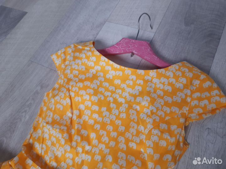 Платье женское 42 velvet season