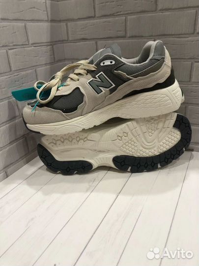 Кроссовки new balance 2002r