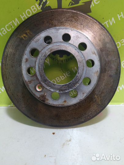 Диск тормозной задний Volkswagen Golf 5