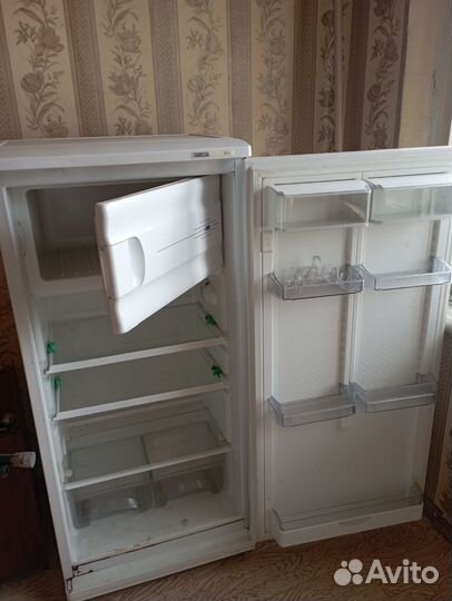 Холодильник бу маленький