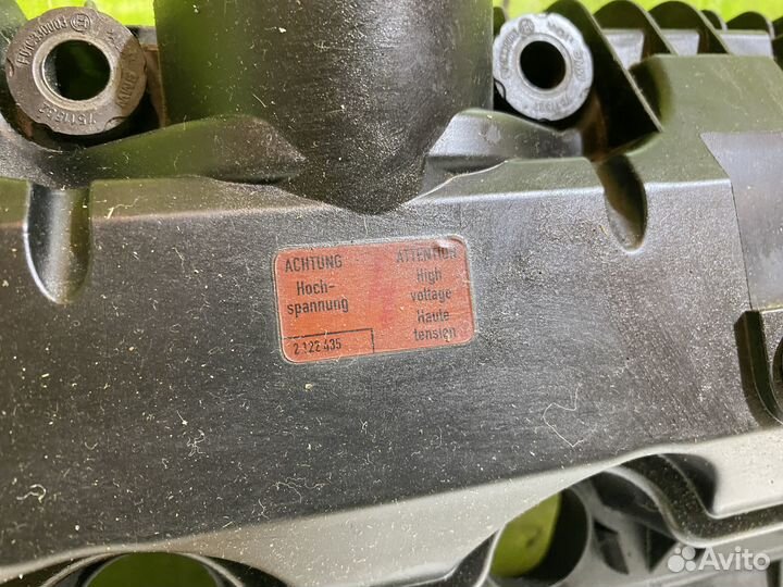 Крышка клапанная левая BMW X5 E70 11127522151