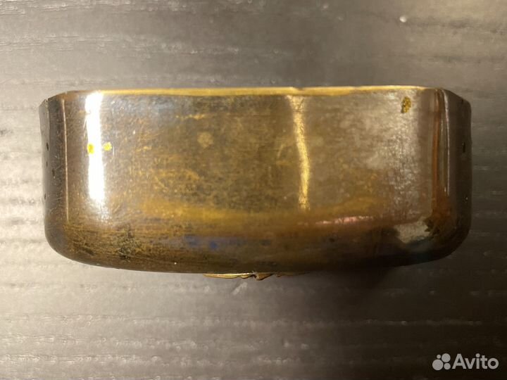 Старинная коробочка для горелых спичек на магните