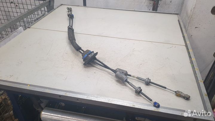 Трос кулисы кпп Peugeot 3008, 2010