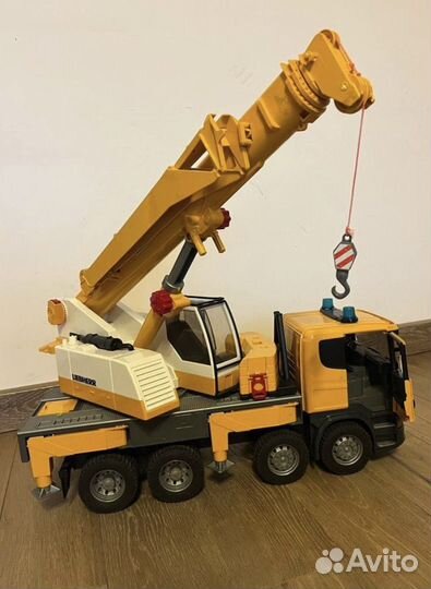 Кран Bruder Scania