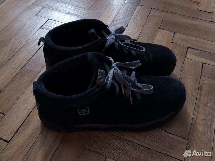 Ботинки Adidas