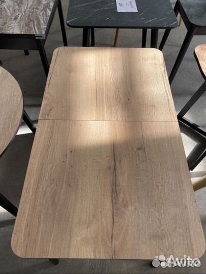 Стол кухонный новый развдижной