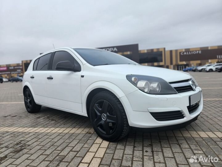 Opel Astra 1.6 МТ, 2012, 185 000 км