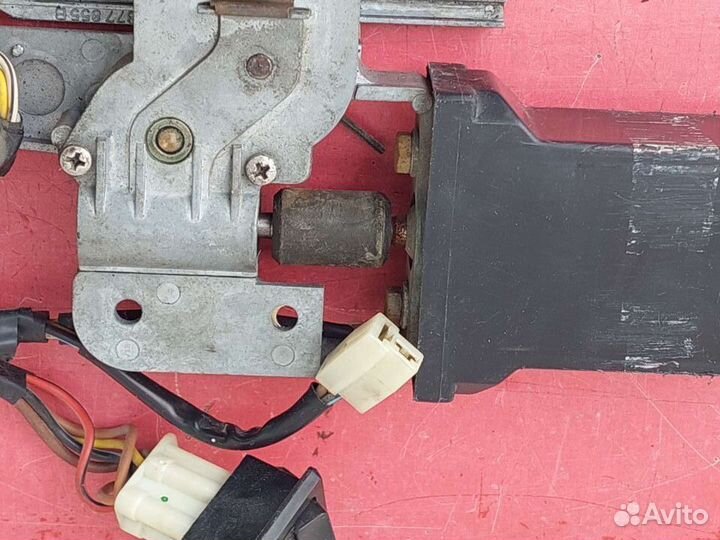 Электрический привод люка Audi 5000