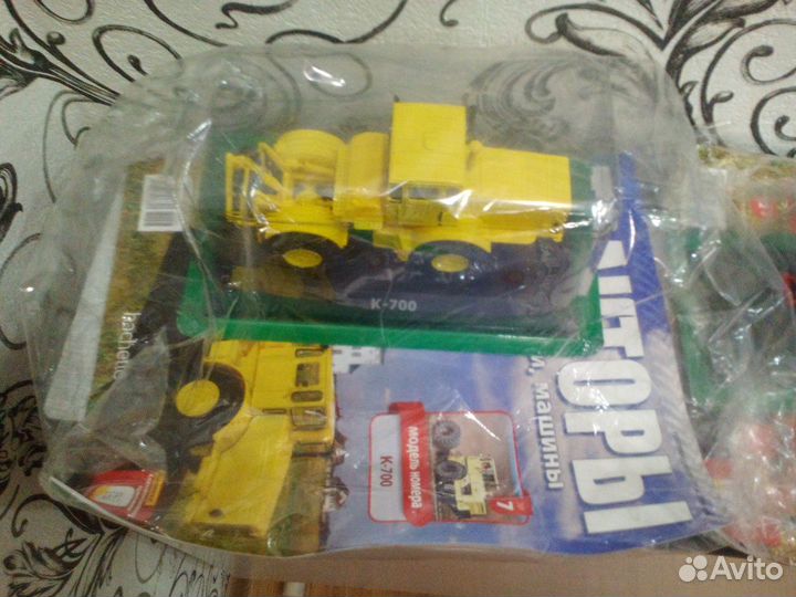 Модели трактора К-700, мтз-80, 1:43