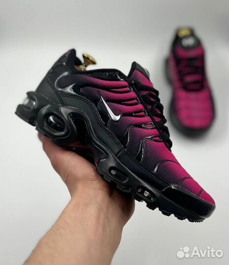 Кроссовки женские Nike Air Max Plus