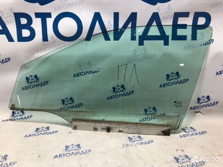 Стекло переднее левое Opel Astra H Z16XER 2008