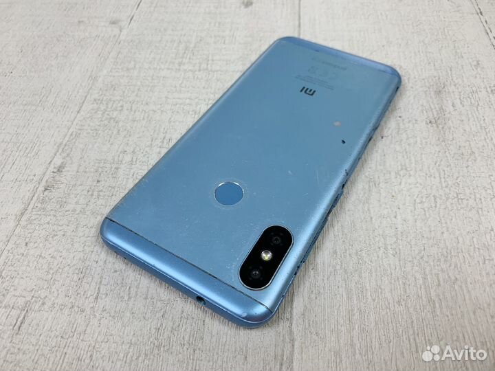 Xiaomi Mi A2 Lite Android One, 4/64 ГБ