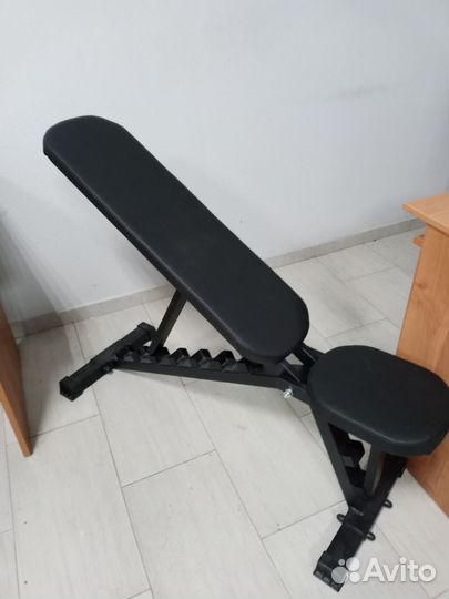 Скамья наклонная для жима
