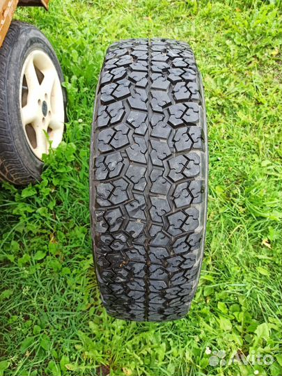 Колесо в сборе на УАЗ 225/75/16