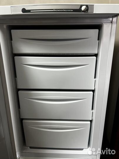 Морозильная камера indesit