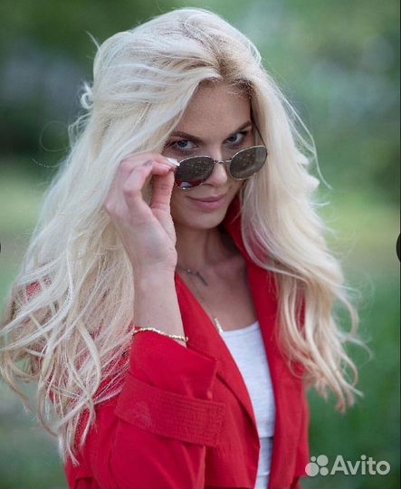 Красный тренч mango