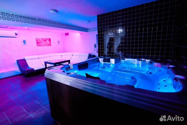 Баня сауна с джакузи и караоке