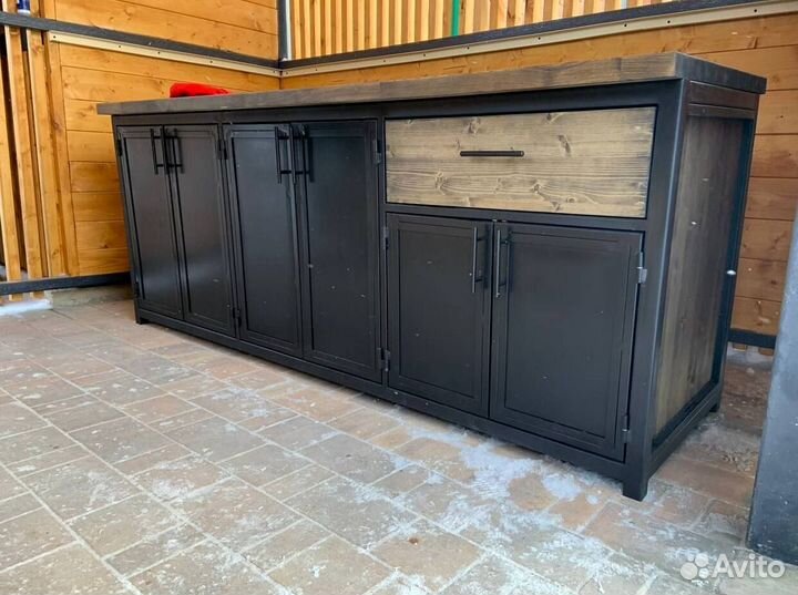 Кухня лофт из дерева и металла