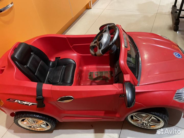 Электромобиль детский (можно для парикмахера)